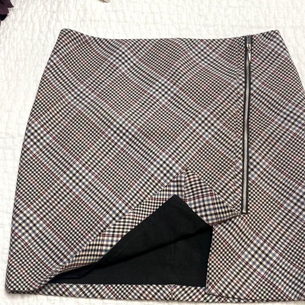 Houndstooth patterned mini skirt